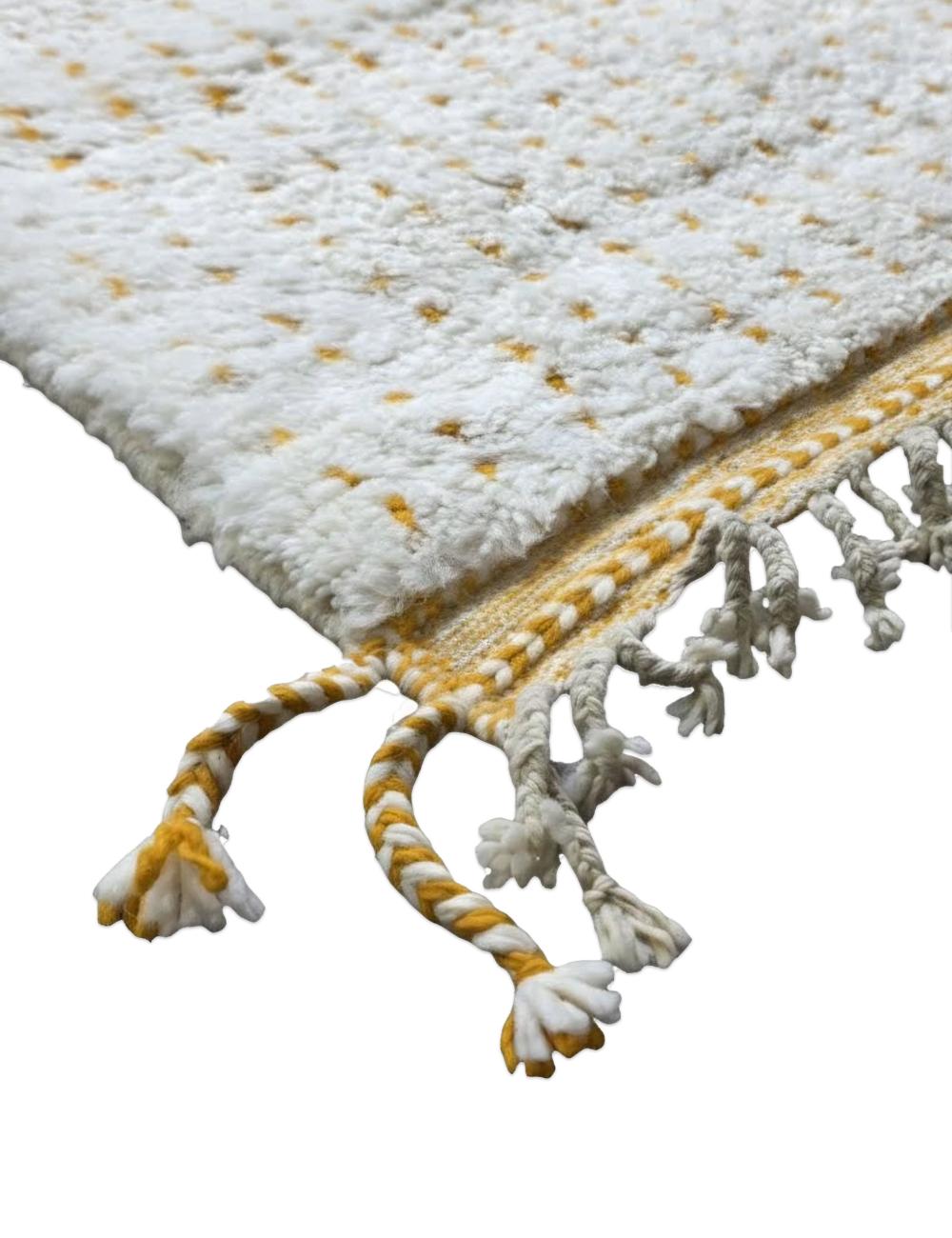 Morocco polka dot rug 9.1 x 6.9 ft / 276 x 211 cm