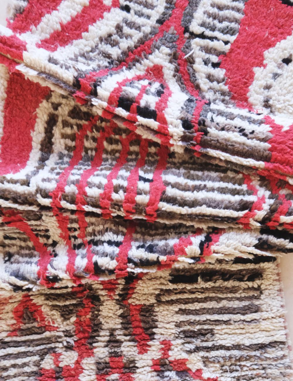 Abstract Hallway Rug 13.5 x 2.5 ft / 410 x 77 cm