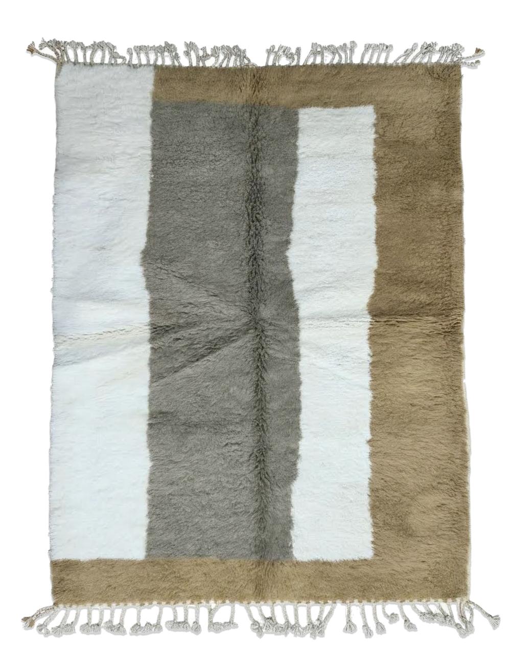 Neutral Moroccan Berber Rug 8.4 x 5.9 ft / 255 x 180 cm