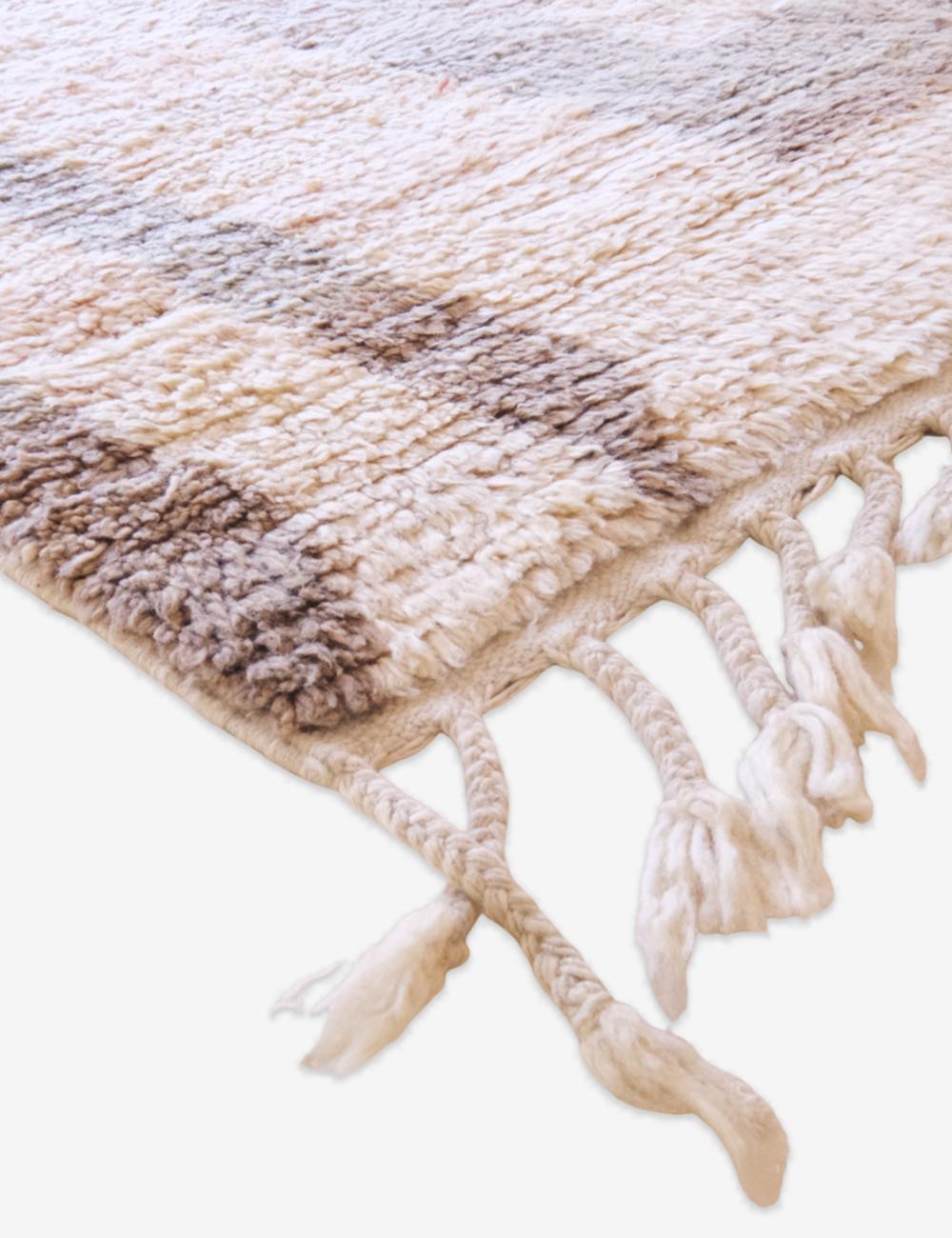 Neutral Moroccan Wool Rug 8.7 x 5.3 ft / 266 x 162 cm