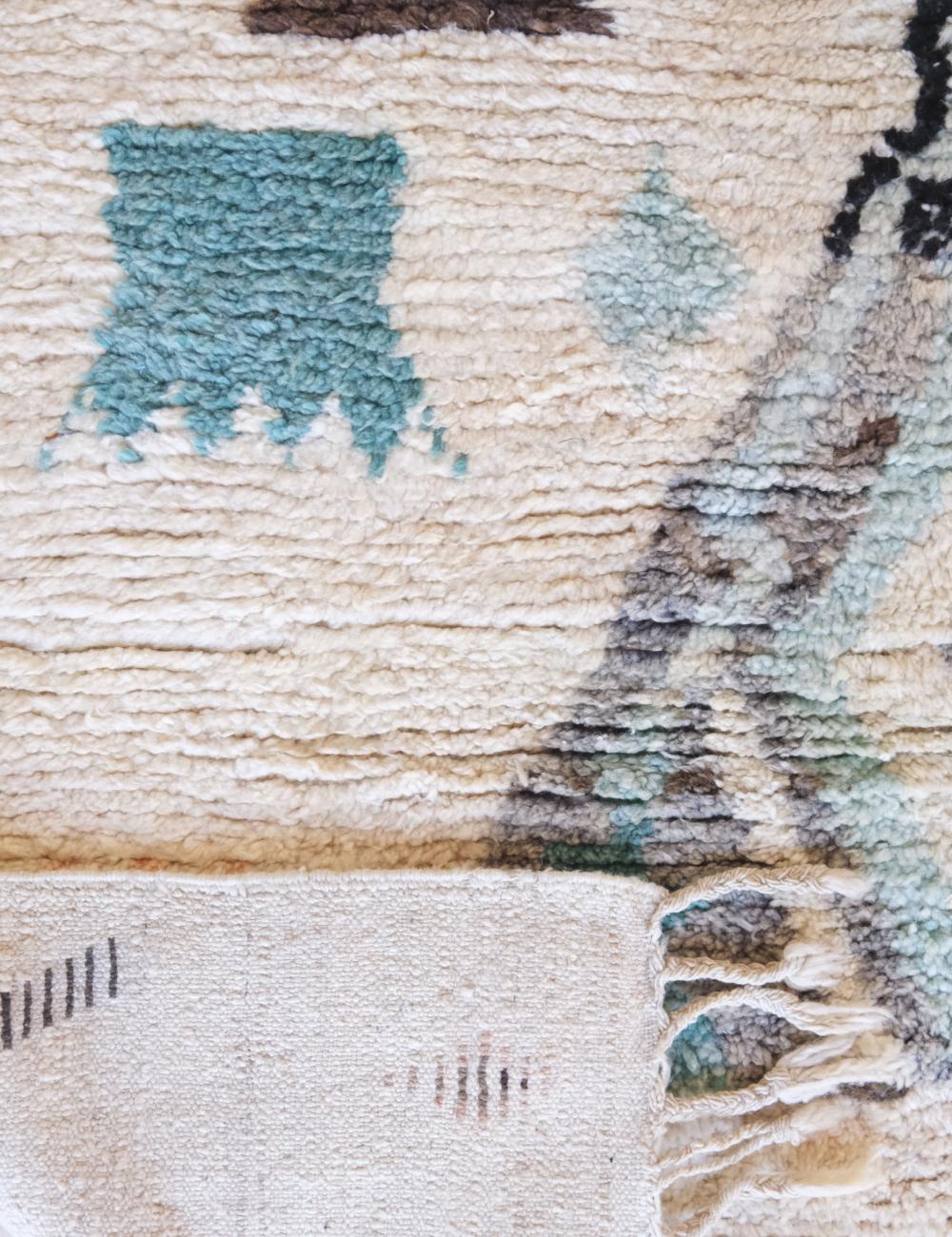 Earthy Tone Rug 8.3 x 5.7 ft / 253 x 174 cm