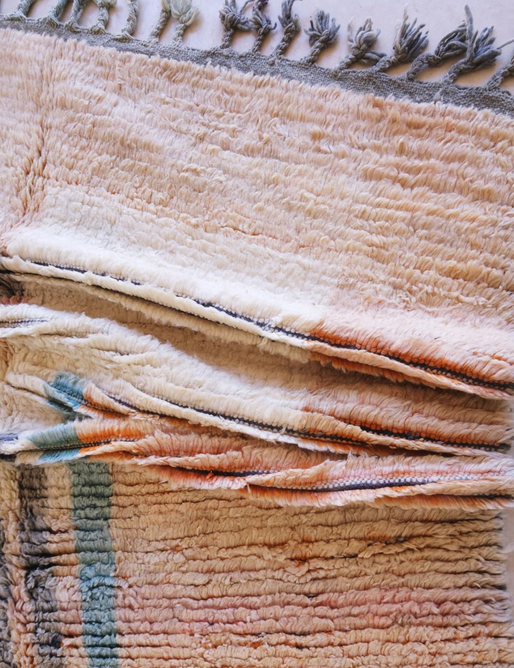 Neutral Moroccan Wool Rug 9.1 x 5.7 ft / 278 x 176 cm