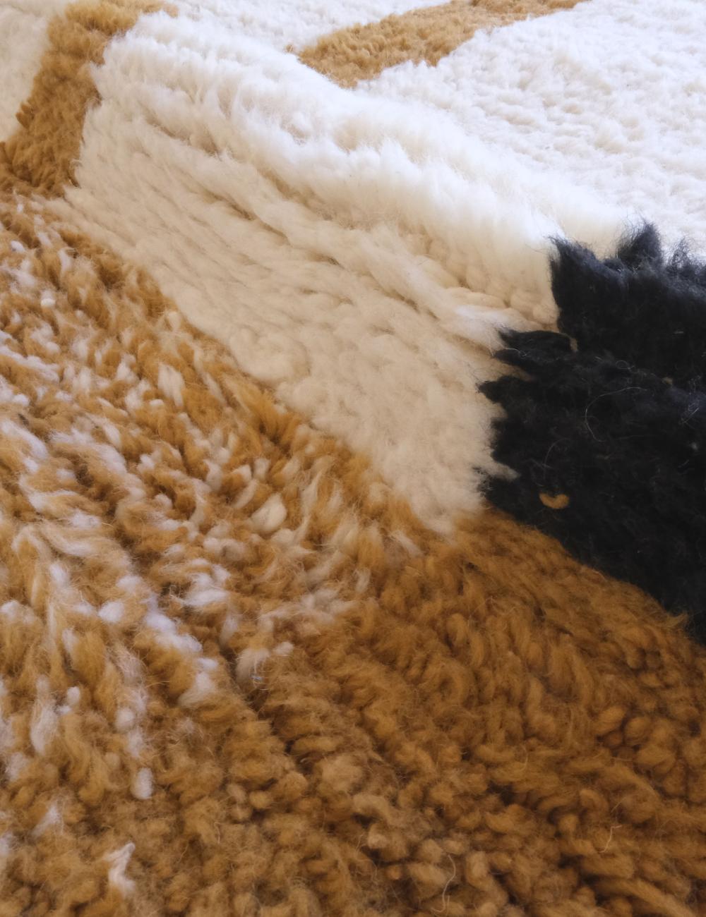 Neutral Moroccan Wool  Rug  - Forma 105