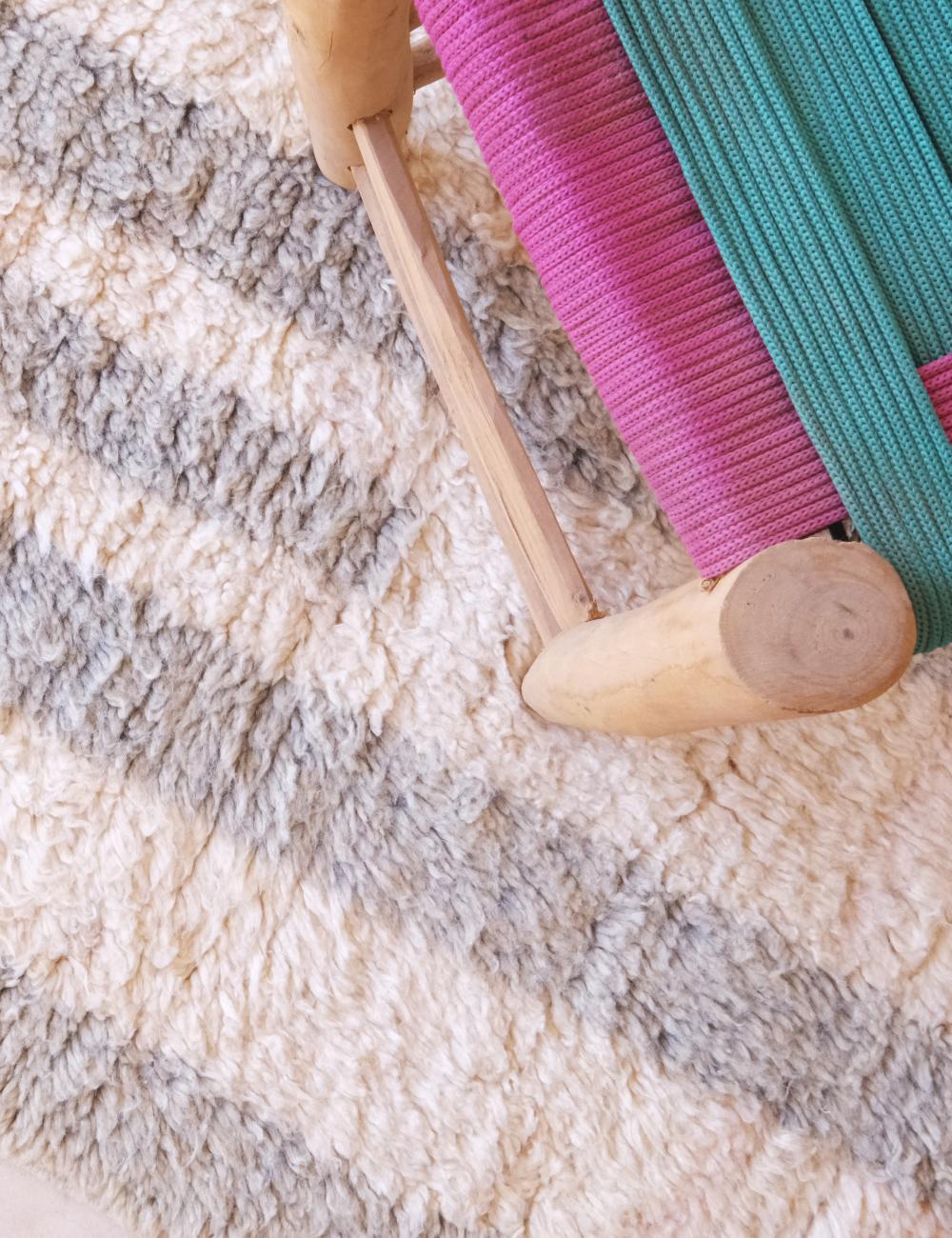 Neutral Moroccan Wool Rug 8.7 x 5.3 ft / 266 x 162 cm