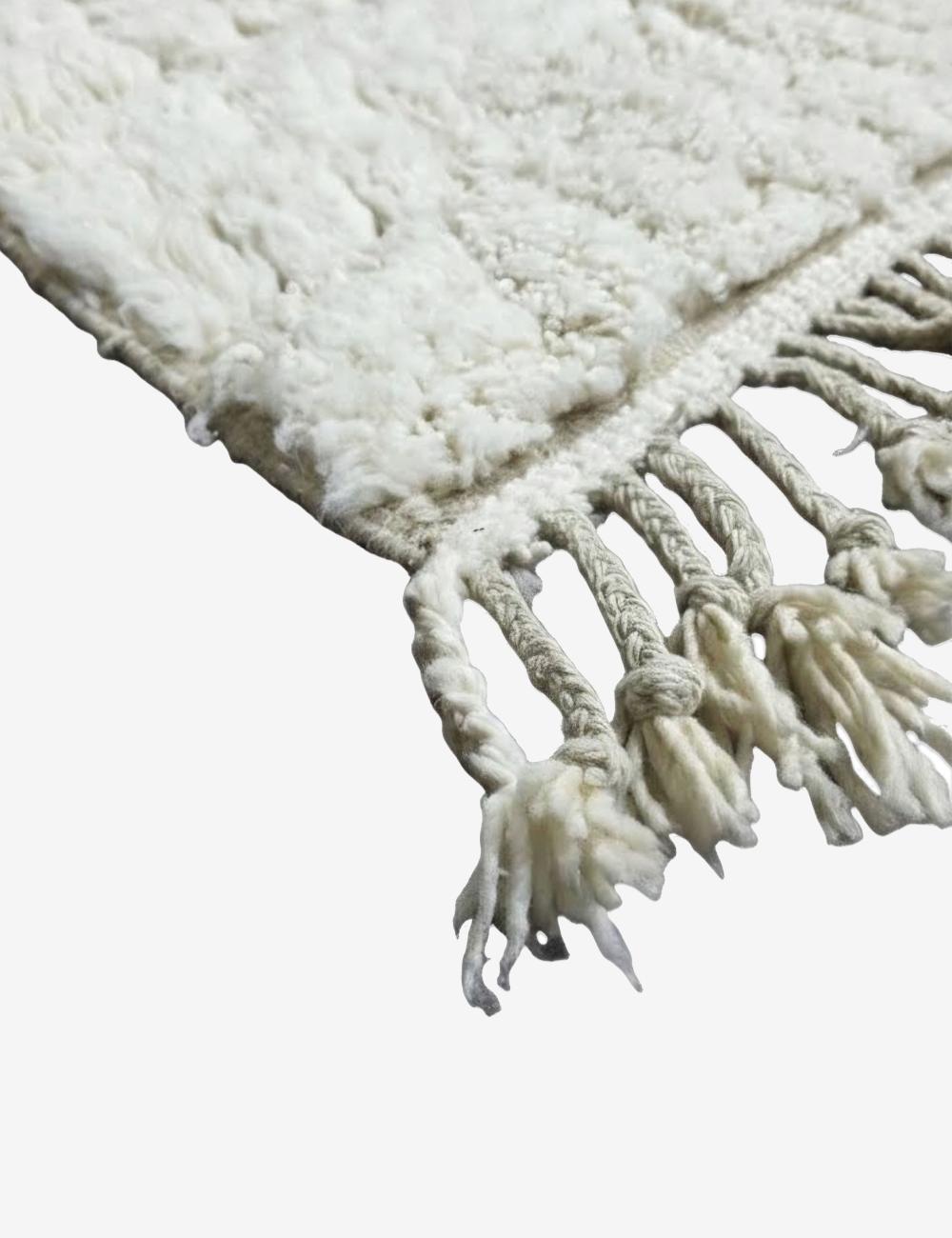 Off-White Moroccan Runner Rug 7 x 2 ft / 214 x 63 cm