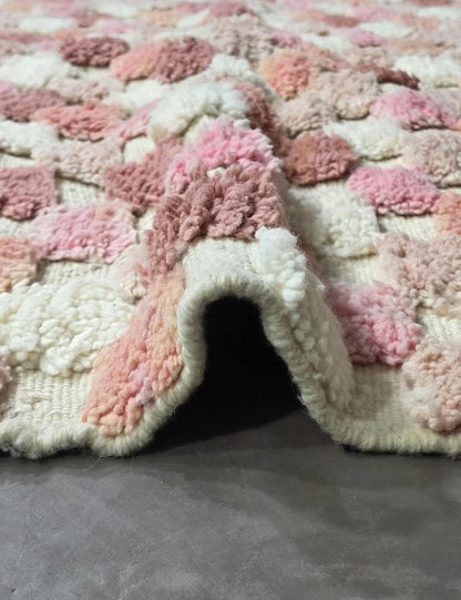 Pink Textured Checkered Rug 9.4 x 8 ft / 287 x 245 cm