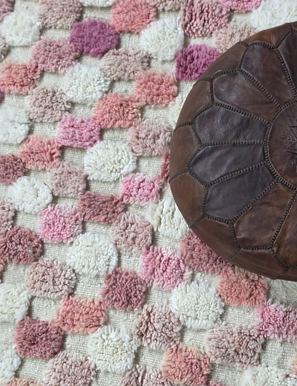 Pink Textured Checkered Rug 9.4 x 8 ft / 287 x 245 cm