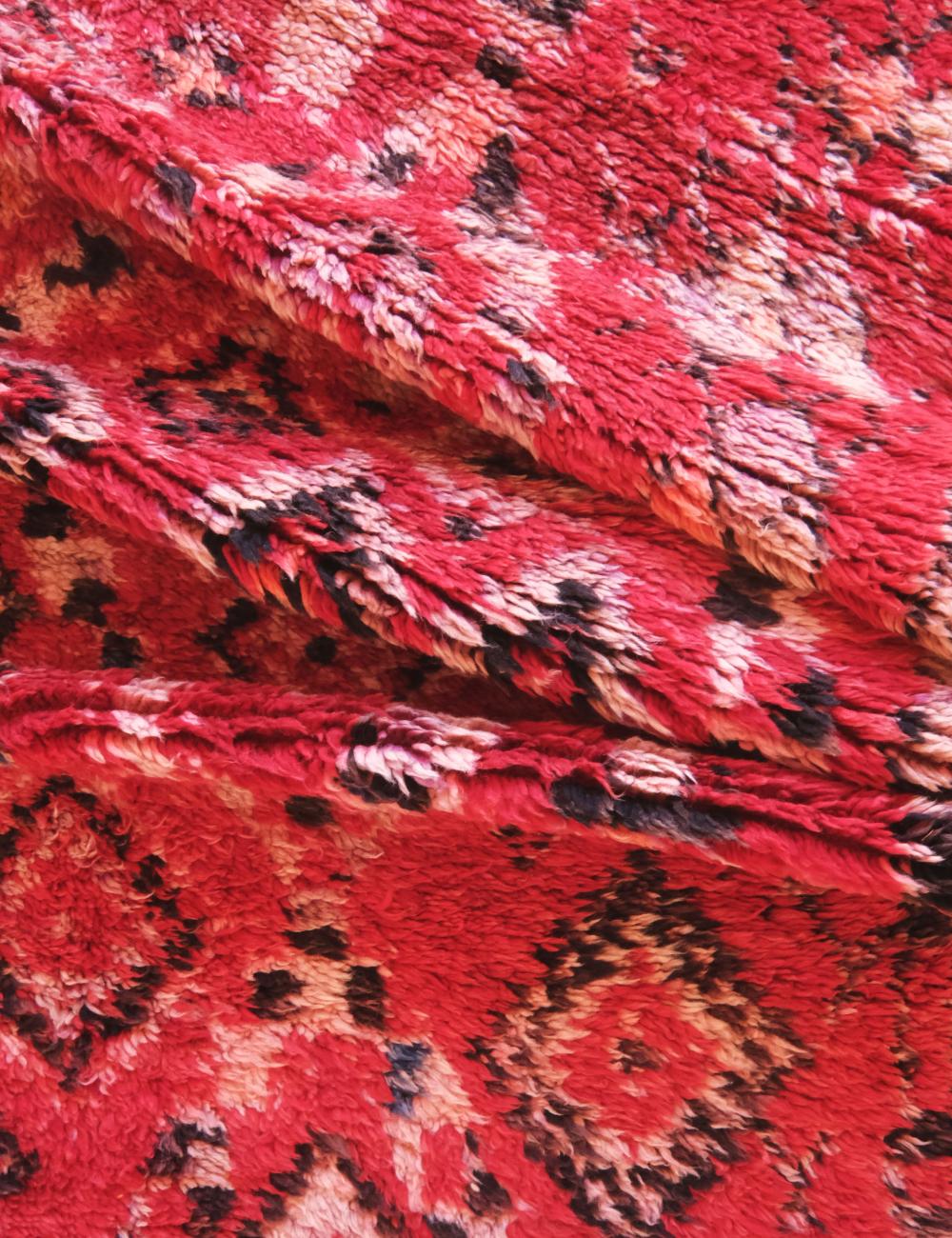 Red Moroccan Wool Rug 10.3 x 6.3 ft / 315 x 194 cm