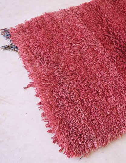 Red Solid Moroccan Plush Runner Rug 8.3 x 3 ft / 254 x 94 cm - Surcoma