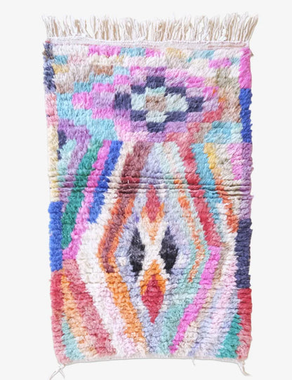 Small Boho Chic Moroccan Wool Rug 5.2 x 3.1 ft / 157 x 95 cm - Surcoma