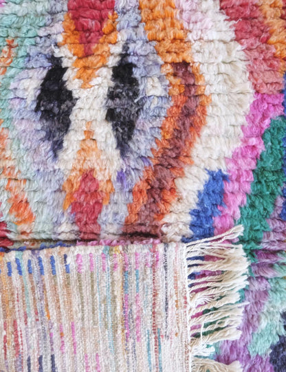 Small Boho Chic Moroccan Wool Rug 5.2 x 3.1 ft / 157 x 95 cm - Surcoma