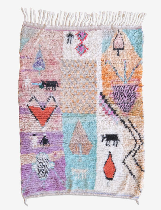 Small Hand-knotted Moroccan Wool Rug 4.7 x 3.3 ft / 144 x 102 cm