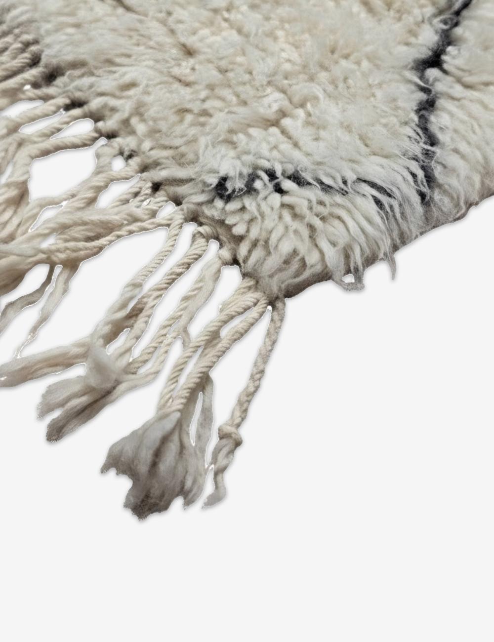 Small Moroccan Marmoucha Rug - 3.6 x 2.4 ft / 110 x 73 cm