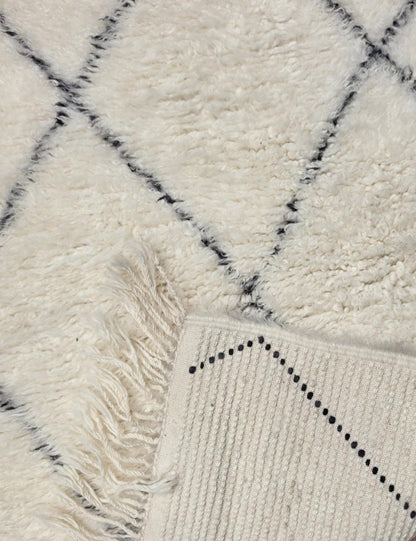 Small Moroccan Marmoucha Rug - 3.6 x 2.4 ft / 110 x 73 cm
