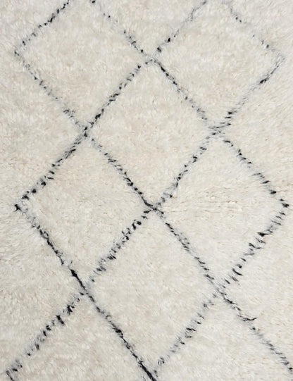 Small Moroccan Marmoucha Wool Rug - 3.8 x 2.2 ft / 116 x 67 cm