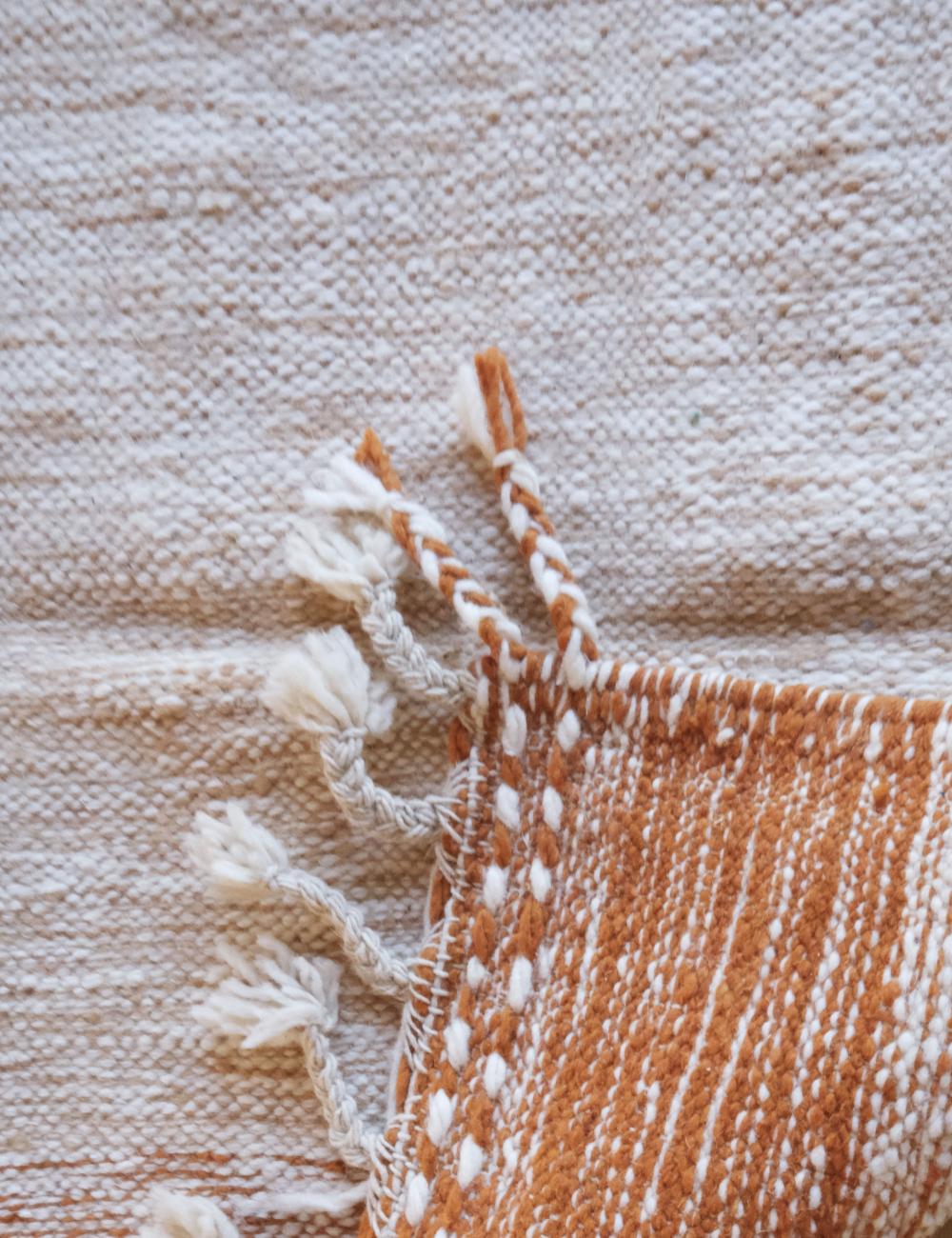 Small Moroccan Flatwoven Rug - 2.9 x 2.1 ft / 89 x 64 cm