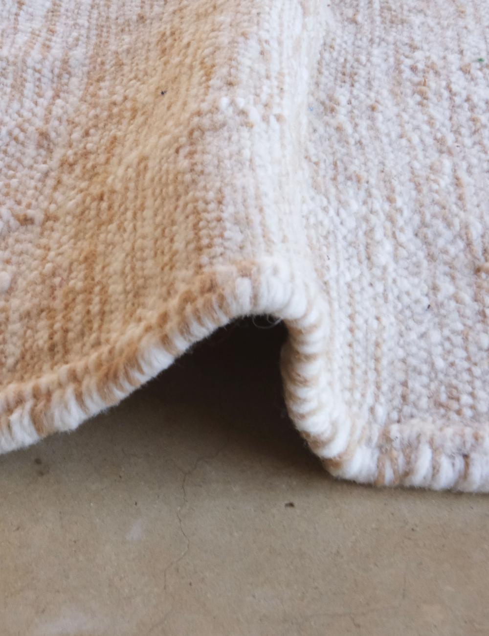 Small Moroccan Flatwoven Rug - 2.9 x 2.1 ft / 89 x 64 cm