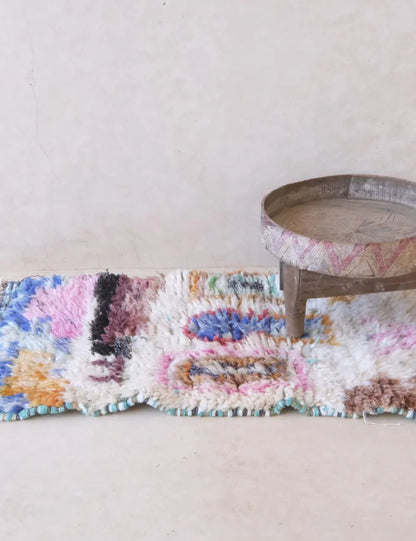 Small Moroccan Wool Rug 3.9 x 2 ft / 118 x 63 cm - Surcoma