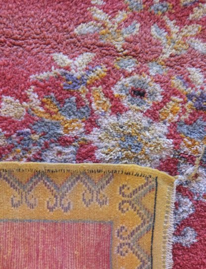 Red Moroccan Floral Rug 6.1 x 3.3 ft / 185 x 103 cm - Surcoma