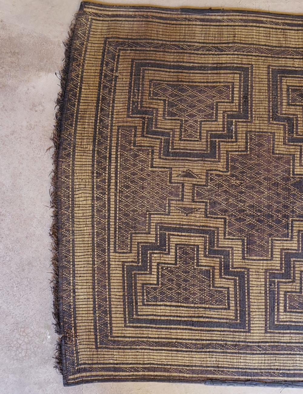 Collector Vintage Tuareg Mat 3.4 × 3.7 ft / 105 x 112 cm
