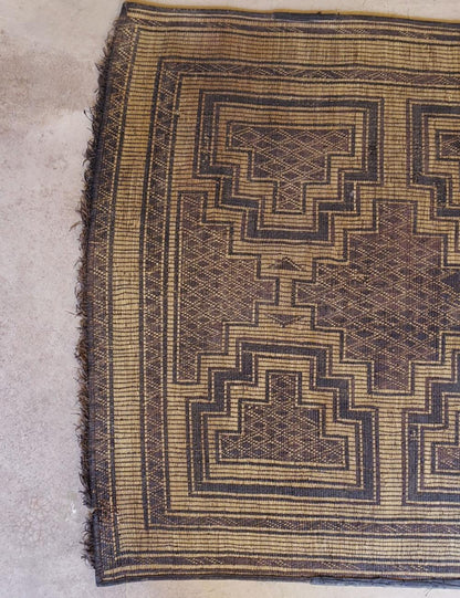 Collector Vintage Tuareg Mat 3.4 × 3.7 ft / 105 x 112 cm