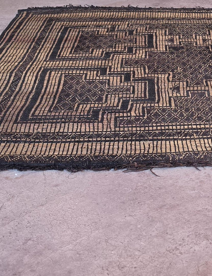 Collector Vintage Tuareg Mat 3.4 × 3.7 ft / 105 x 112 cm