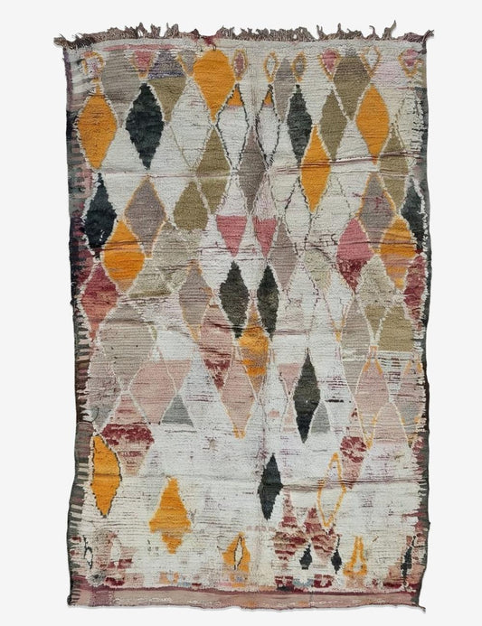 Abstract Berber Carpet 8.1 x 5.3 ft / 247 x 164 cm