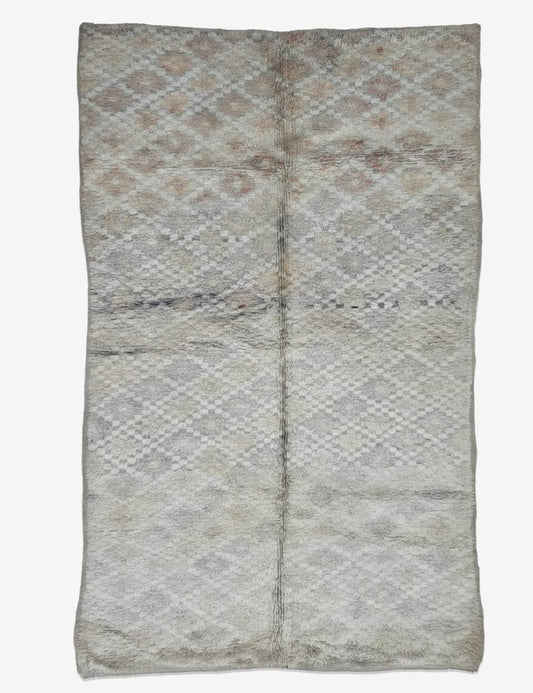 Minimalist Berber Carpet 8.9 x 5.5 ft / 272 x 170 cm