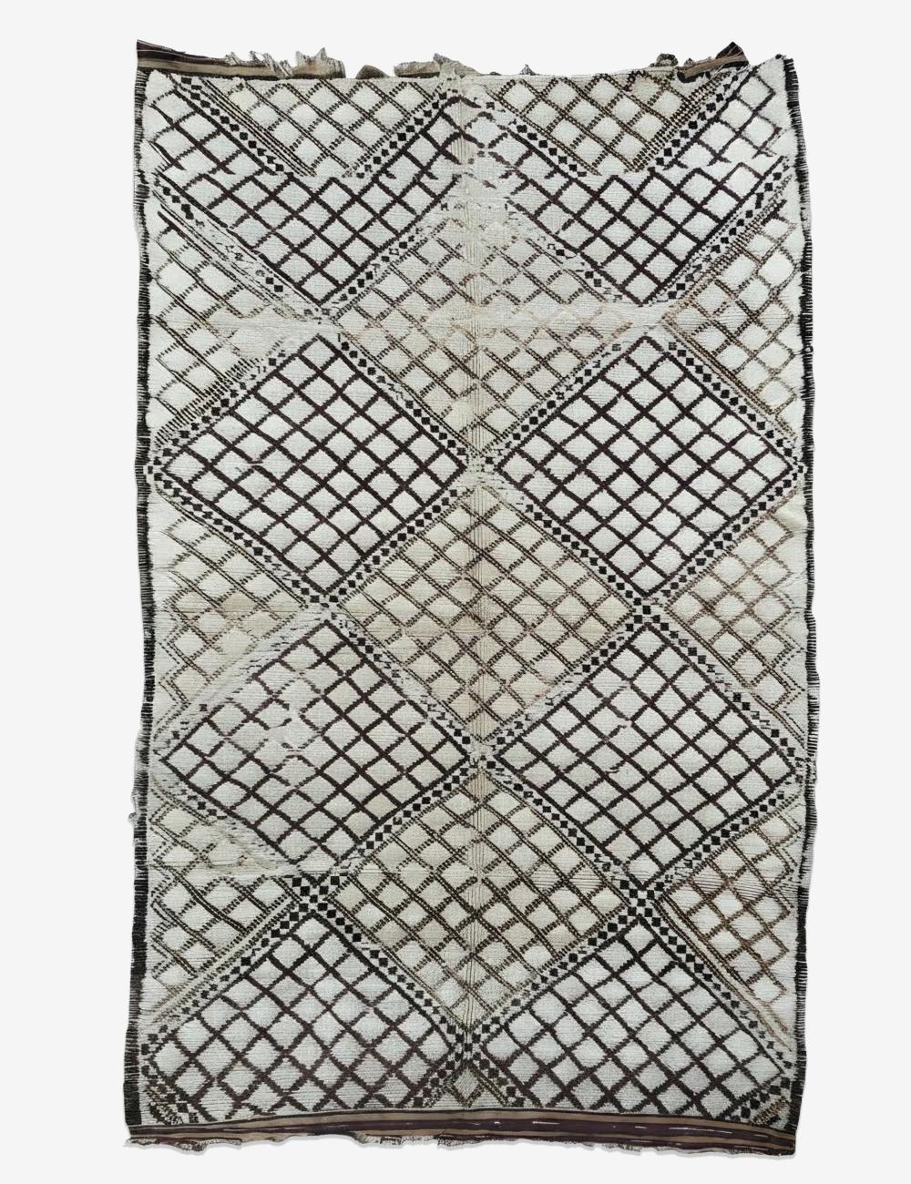 Ivory Moroccan Beni Rug 10.5 x 5.9 ft / 320 x 180 cm