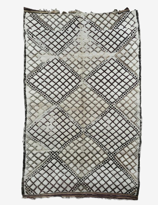 Ivory Moroccan Beni Rug 10.5 x 5.9 ft / 320 x 180 cm