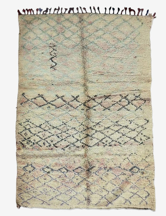 Moroccan Organic Wool Rug 7.5 x 5 ft / 230 x 154 cm