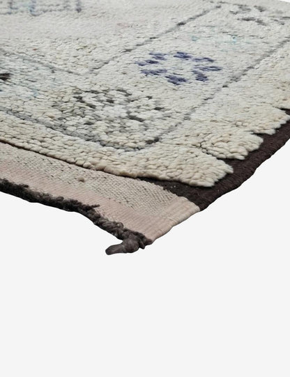 Vintage Ivory Moroccan Rug 11.3 x 5 ft / 345 x 154 cm