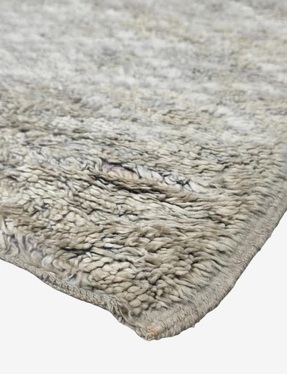 Minimalist Berber Carpet 8.9 x 5.5 ft / 272 x 170 cm