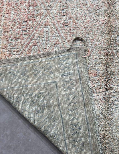 Handmade Faded Berber Wool Rug 10 x 6.4 ft / 305 x 195 cm