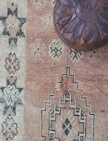 Soft Blush Moroccan Rug 9.7 x 5.3 ft / 296 x 164 cm