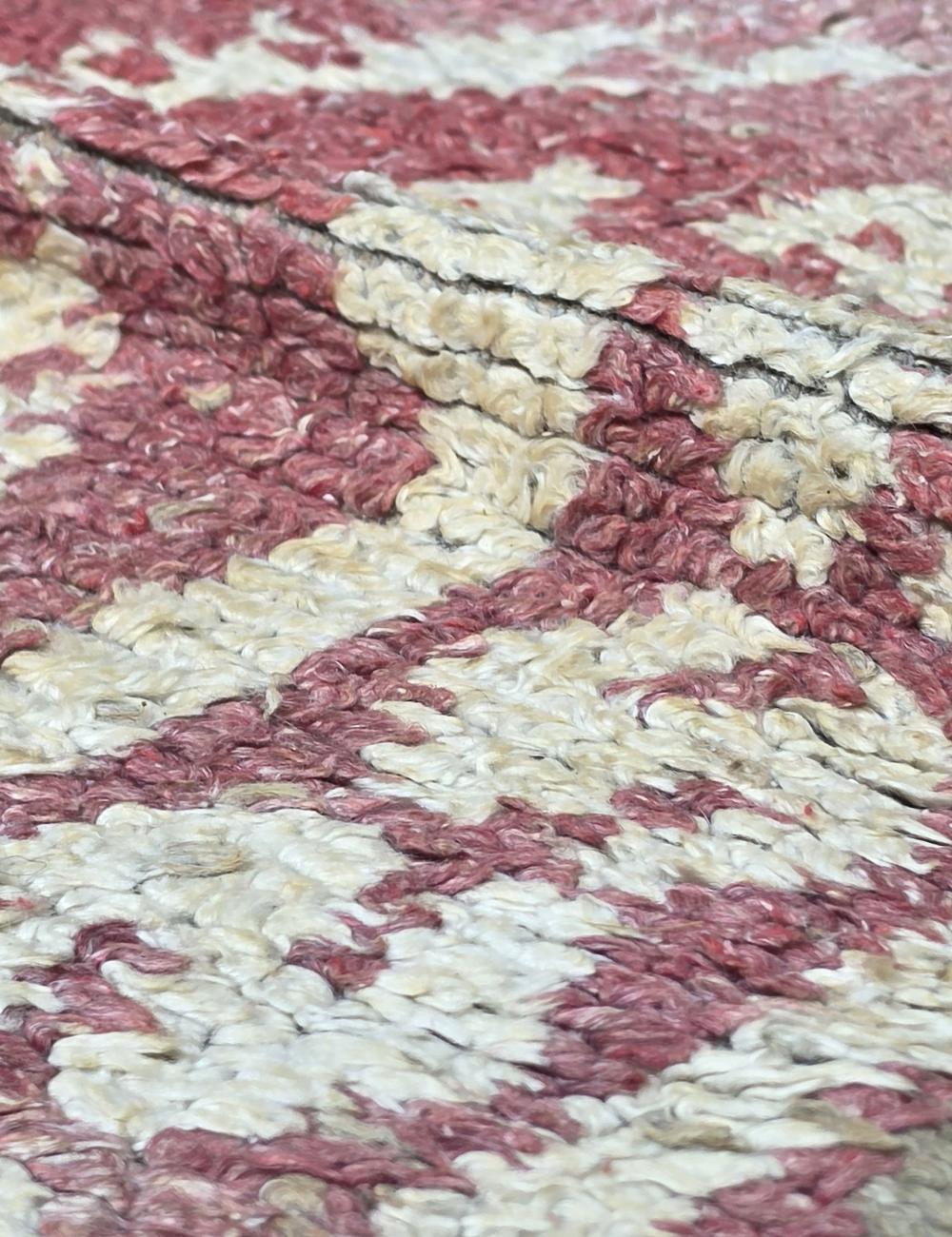 Handwoven Berber Wool Rug with Diamond Lattice Pattern 9.2 x 5.5 ft / 280 x 169 cm