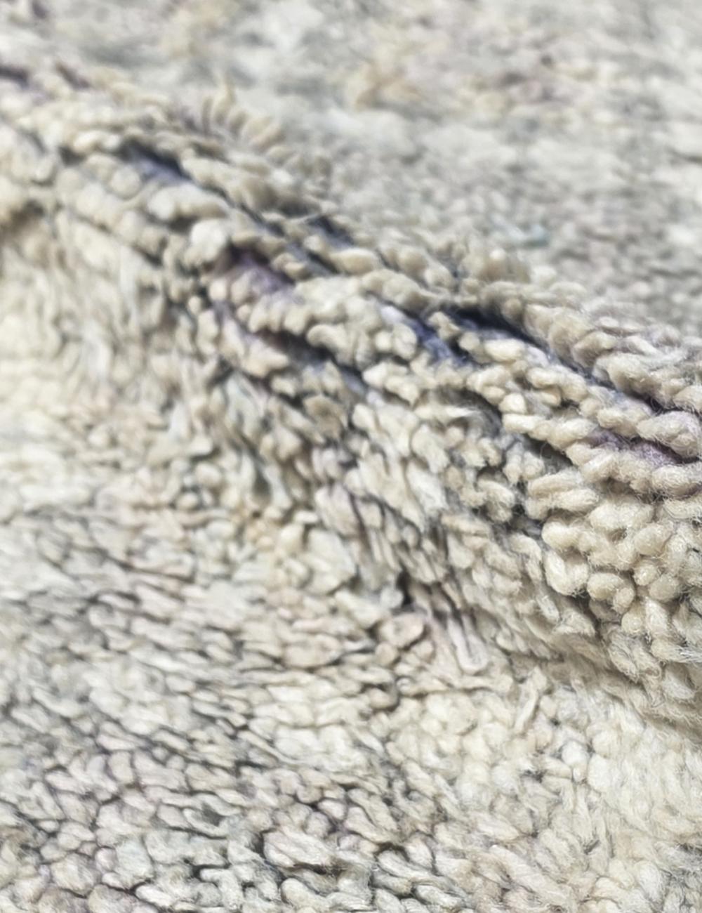 Minimalist Berber Carpet 8.9 x 5.5 ft / 272 x 170 cm