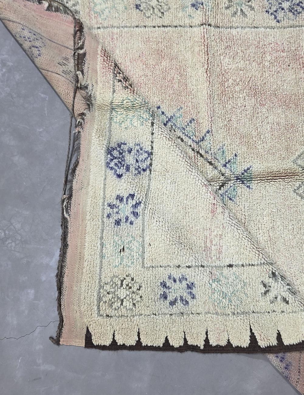 Vintage Ivory Moroccan Rug 11.3 x 5 ft / 345 x 154 cm