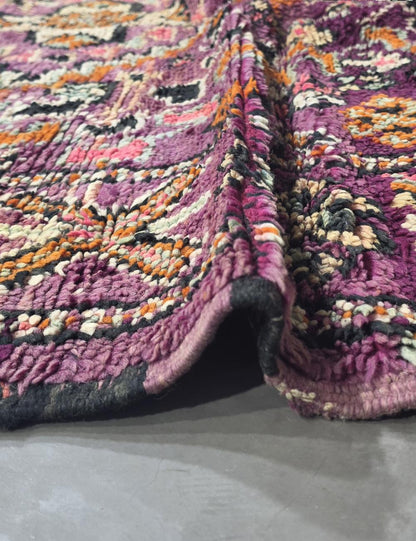 Moroccan Vintage Area Rug 9.5 x 5.9 ft / 290 x 181 cm