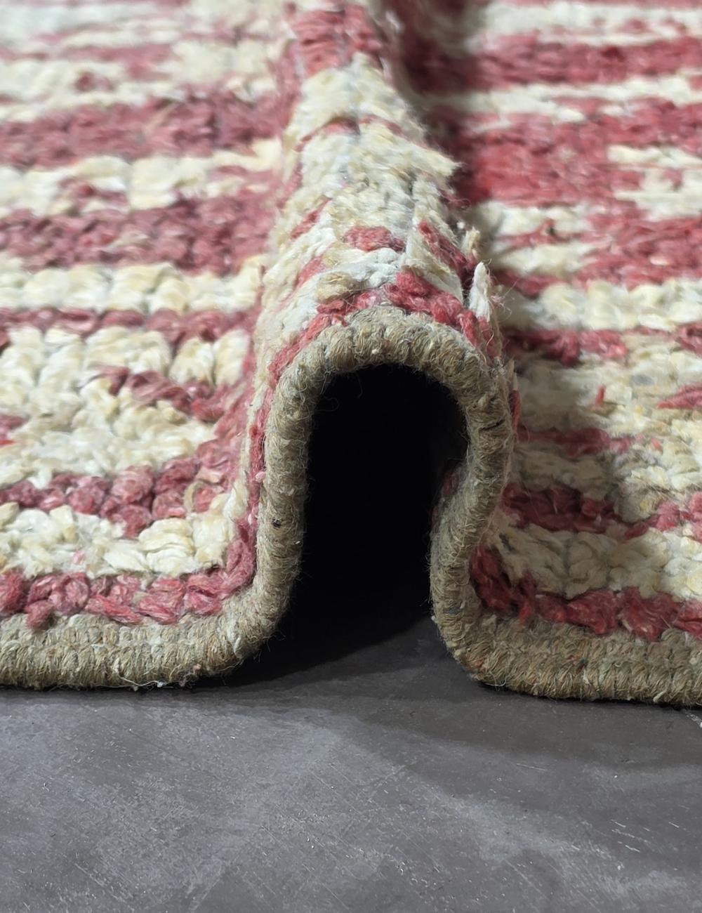 Handwoven Berber Wool Rug with Diamond Lattice Pattern 9.2 x 5.5 ft / 280 x 169 cm