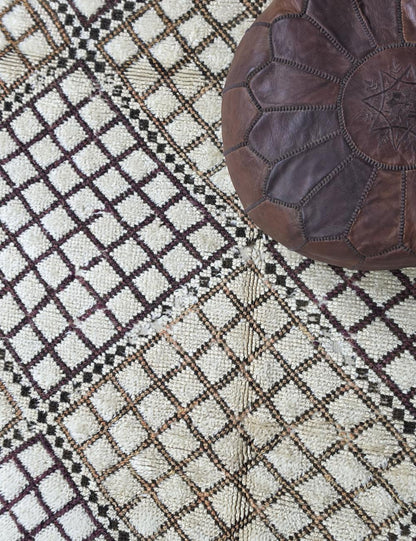 Ivory Moroccan Beni Rug 10.5 x 5.9 ft / 320 x 180 cm