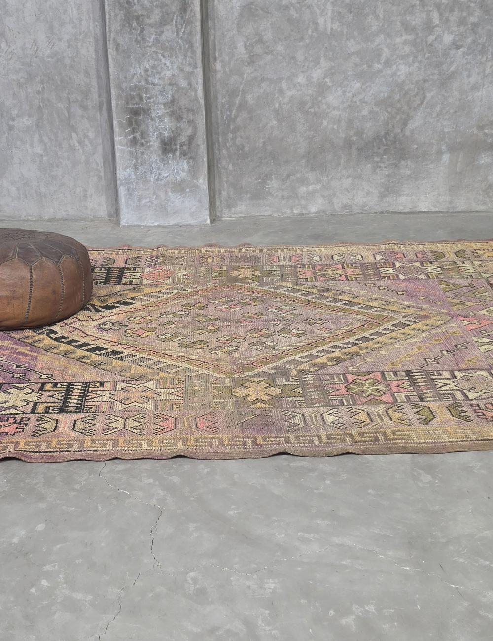 Vintage Moroccan Area Rug 9.8 x 5.8 ft / 300 x 177 cm