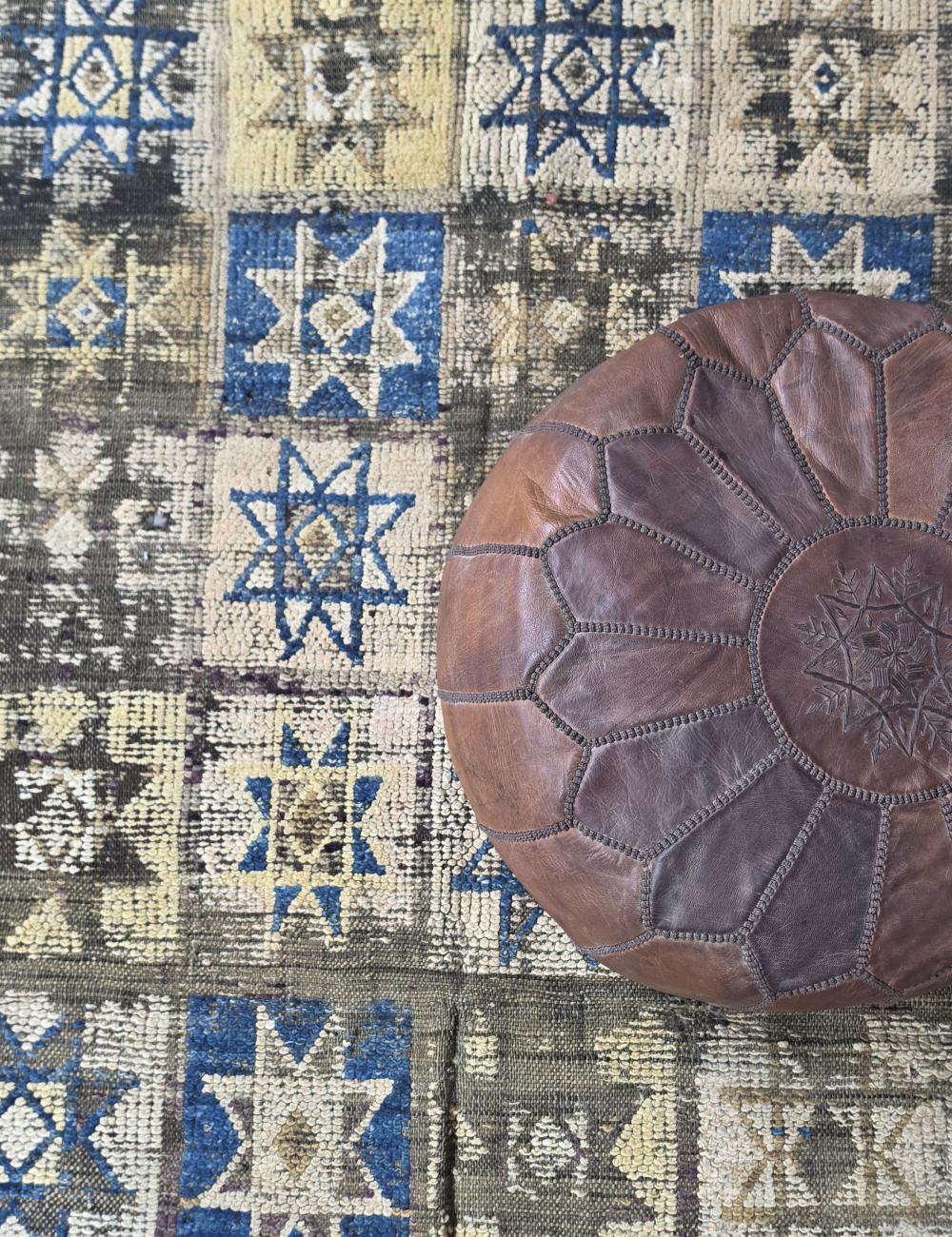 Geometric Tribal Moroccan Rug 6.4 x 5.4 ft / 196 x 167 cm