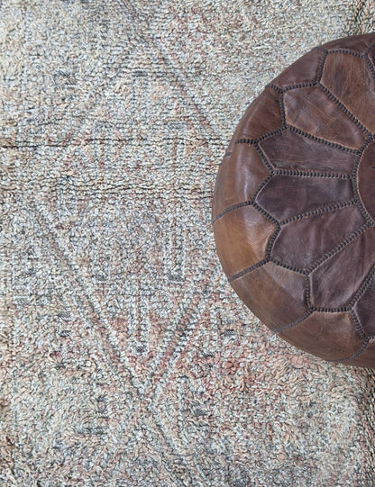 Handmade Faded Berber Wool Rug 10 x 6.4 ft / 305 x 195 cm