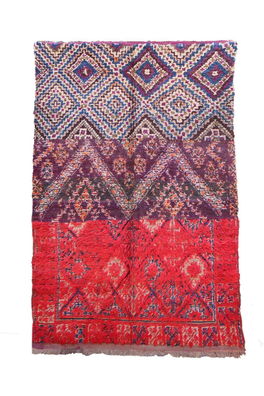 Moroccan Handknotted Wool Rug 8.8 x 5.9 ft / 269 x 181 cm - Surcoma