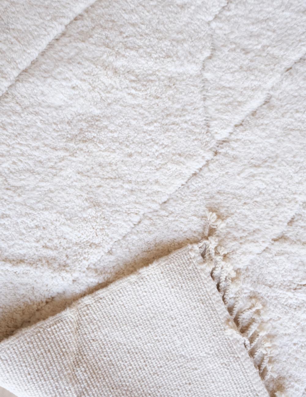 White Berber Moroccan Wool Rug 11.4 x 8.4 ft / 347 x 258 cm