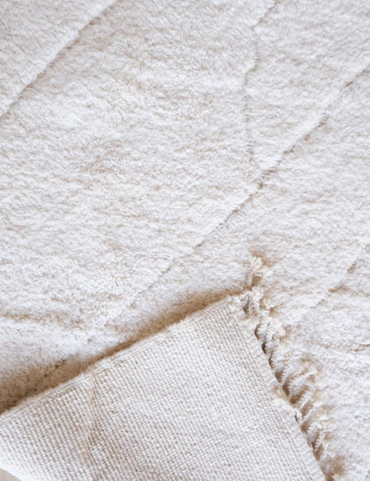 White Berber Moroccan Wool Rug 11.4 x 8.4 ft / 347 x 258 cm