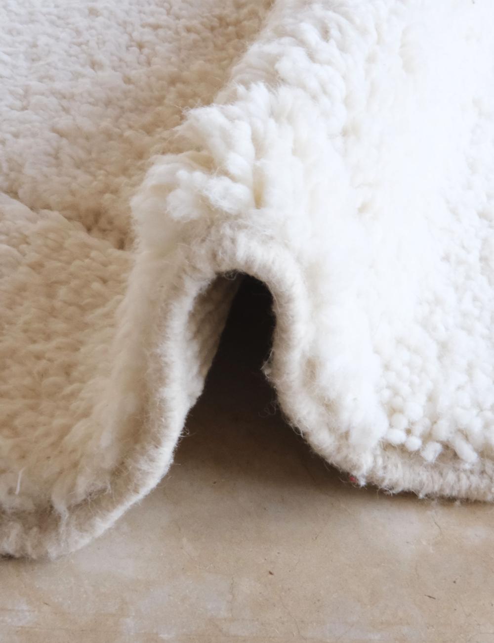 White Berber Moroccan Wool Rug 11.4 x 8.4 ft / 347 x 258 cm