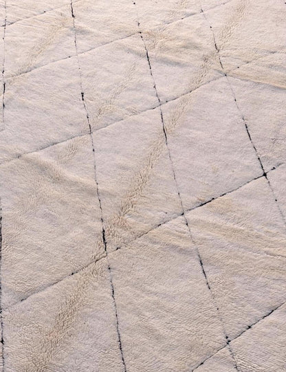 White Moroccan Mrirt Rug – Handwoven Wool Rug | Surcoma - Surcoma