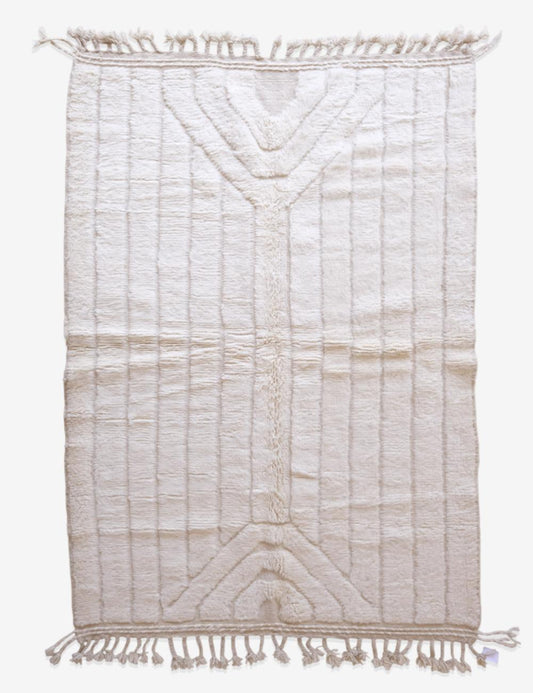 White Moroccan Handknotted Wool Rug 8.3 x 5 ft / 253 x 153 cm